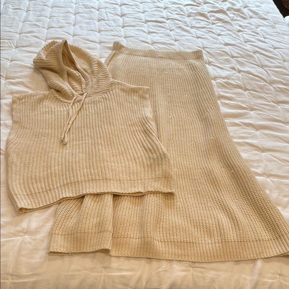 Two piece set SHEIN SIZE M good condition - Picture 2 of 7